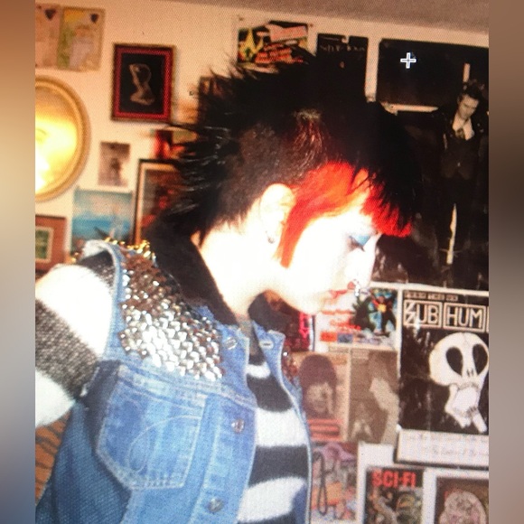 Meet your Posher, Liz - Picture 5 of 6